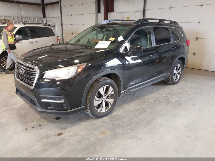 2019 SUBARU ASCENT auction photo 2