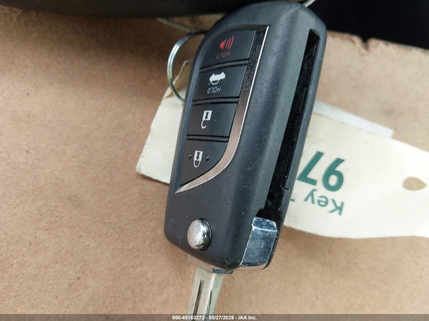 VIN JTDEPRAE4LJ056540 2020 TOYOTA COROLLA LE