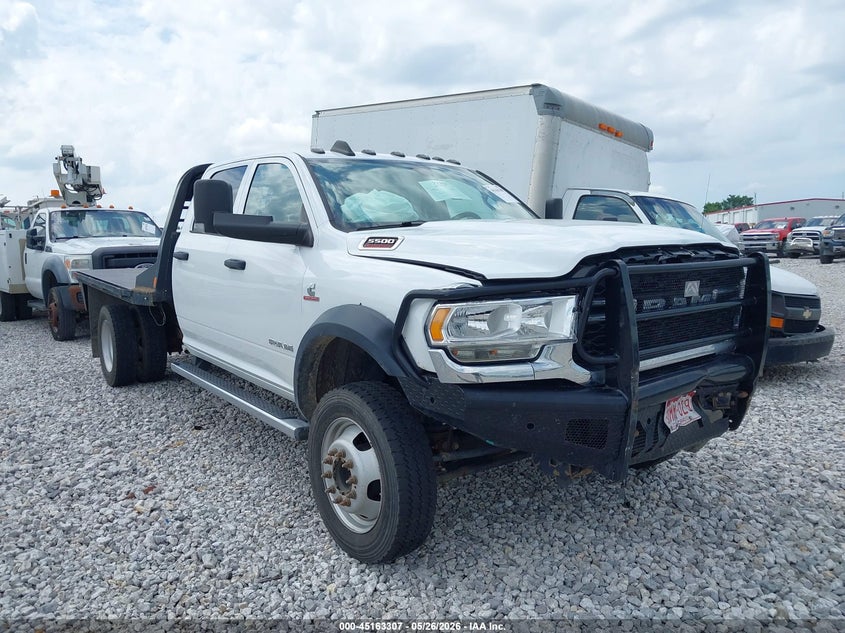 2020 RAM 5500 CHASSIS auction photo 2