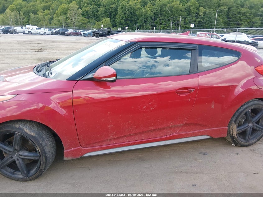 2013 Hyundai Veloster Turbo W/Black VIN: KMHTC6AE9DU136039 Lot: 45163341