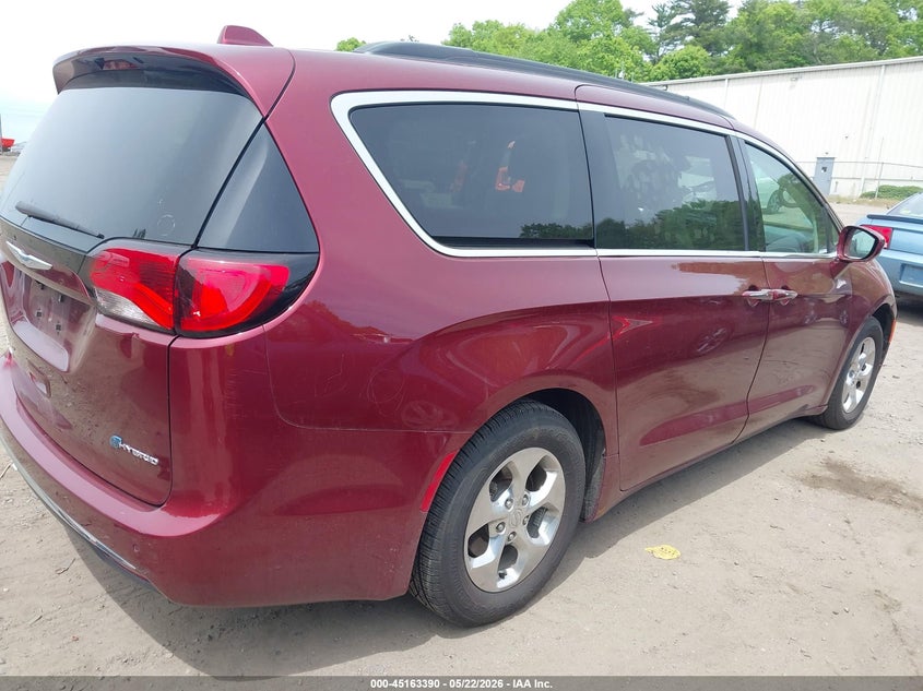 Vin: 2c4rc1h78lr211057, lot: 45661054, chrysler pacifica hybrid touring 20204