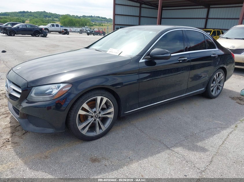 55SWF4JB6HU230489 2017 Mercedes-Benz C 300 photo 1