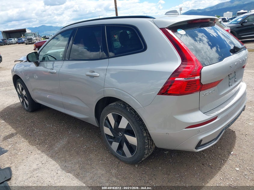 Vin: yv4h60rc2s1029198, lot: 45661176, volvo xc60 plug-in hybrid plus, t8 awd electric/gasoline, dark 20253