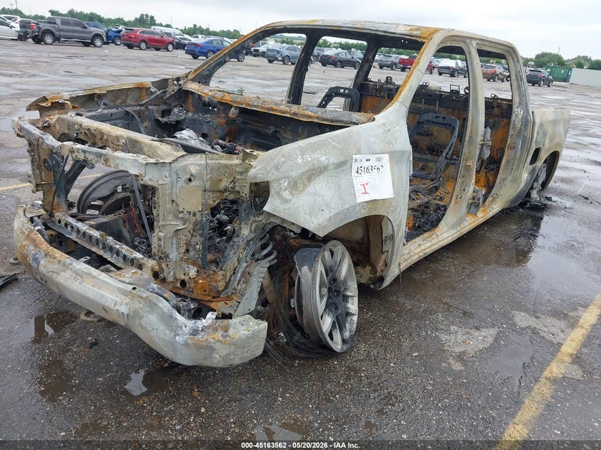 2023 CHEVROLET SILVERADO 1500 auction photo 2