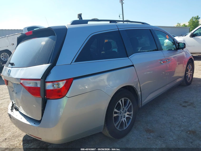 2011 HONDA ODYSSEY auction photo 4