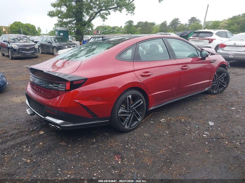 2024 HYUNDAI SONATA auction photo 4