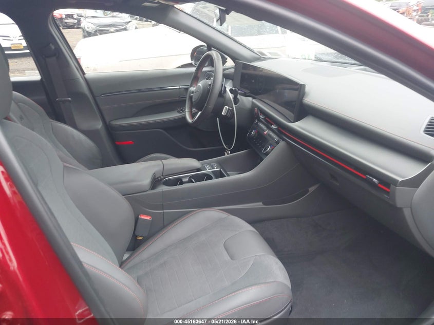 2024 HYUNDAI SONATA auction photo 5