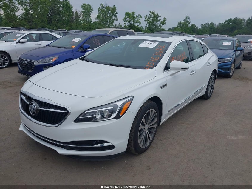 2017 Buick Lacrosse Essence 1G4ZP5SS9HU136349 photo 1