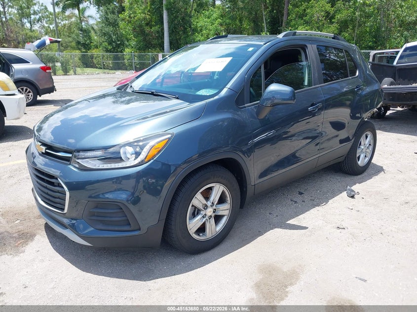 2022 CHEVROLET TRAX auction photo 2