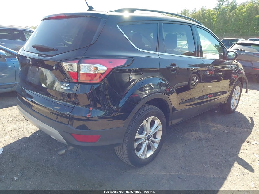 Vin: 1fmcu9gd4jud11712, lot: 45661373, ford escape se 20184