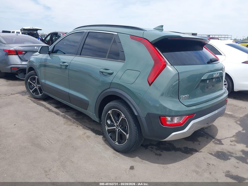 Vin: kndcr3le8p5037502, lot: 45661395, kia niro ex 20233
