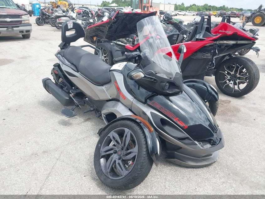 2013 Can-am Spyder Roadster