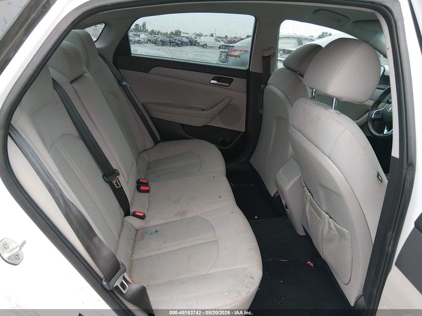 2018 HYUNDAI SONATA auction photo 8