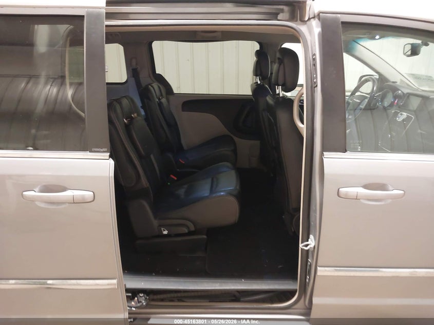 2014 Chrysler Town & Country Touring VIN: 2C4RC1BG9ER255354 Lot: 45163801