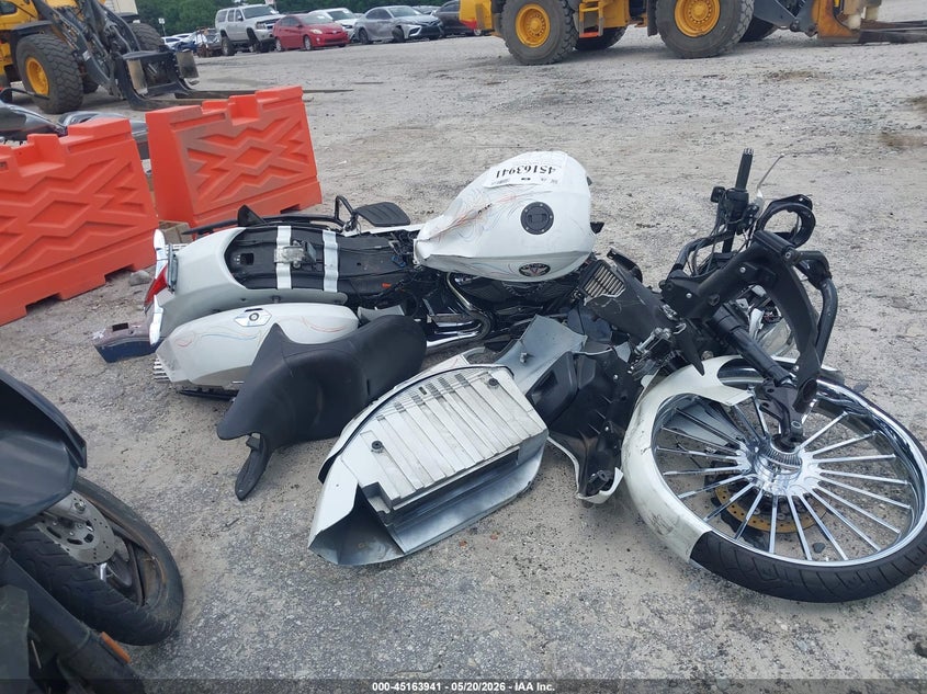 2012 Victory Motorcycles Cross Country Tour VIN: 5VPTW36N6C3011606 Lot: 45163941