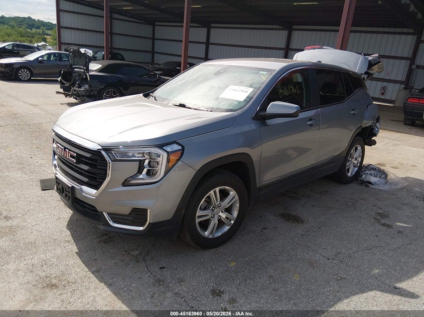 2024 GMC TERRAIN auction photo 2