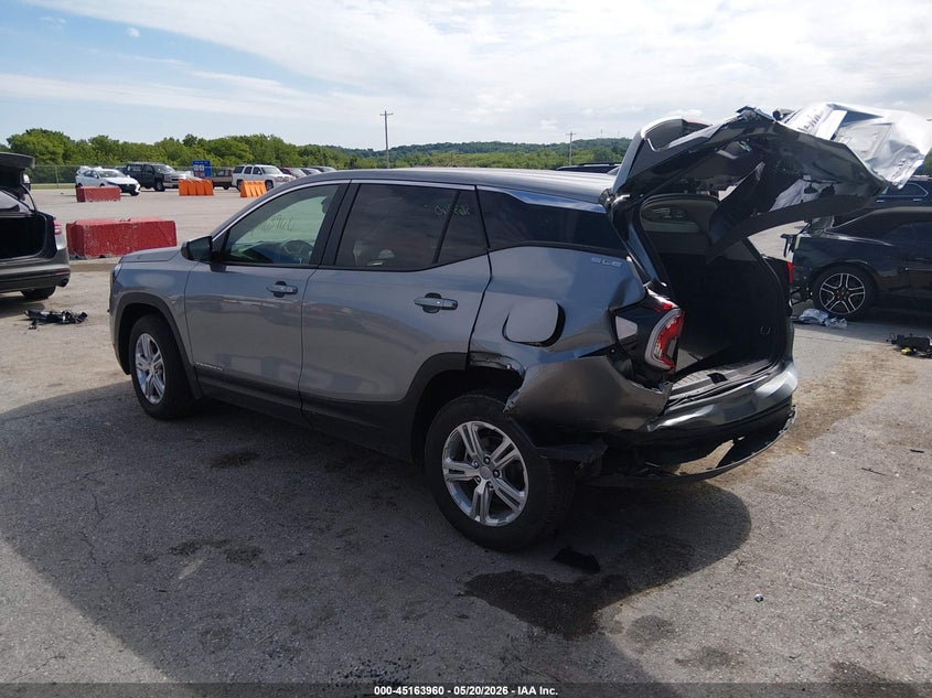 2024 GMC TERRAIN auction photo 3