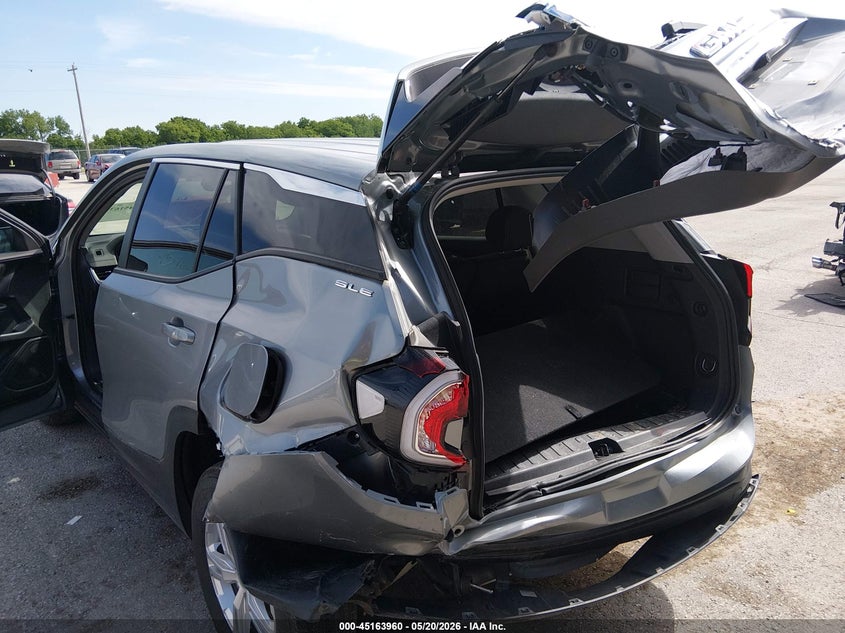 2024 GMC TERRAIN auction photo 6