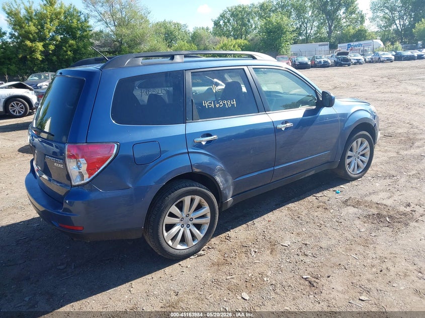 JF2SHADC5CH467871 2012 Subaru Forester 2.5 2.5X Premium blue