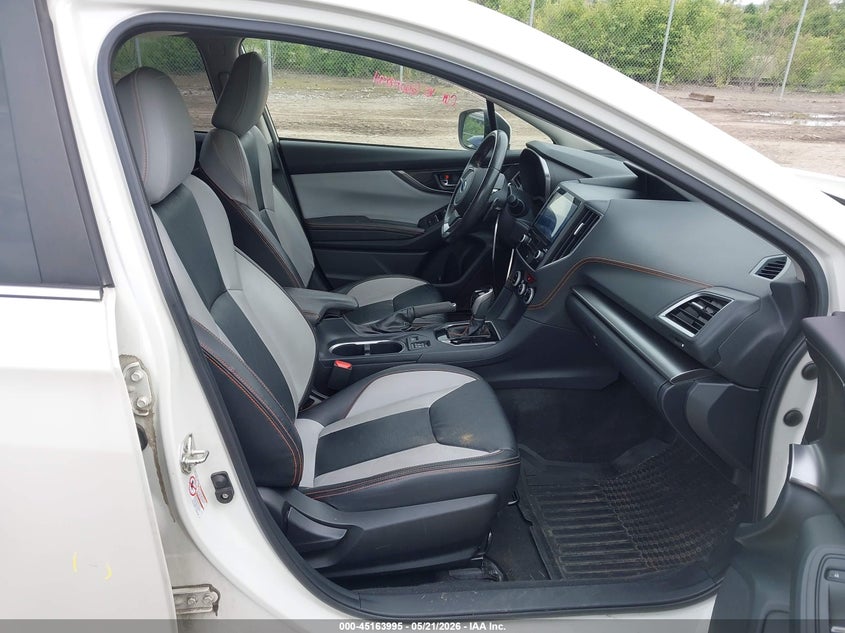 2019 SUBARU CROSSTREK auction photo 5