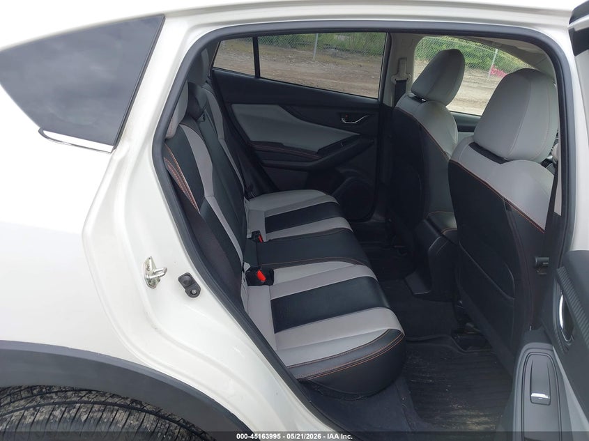 2019 SUBARU CROSSTREK auction photo 8