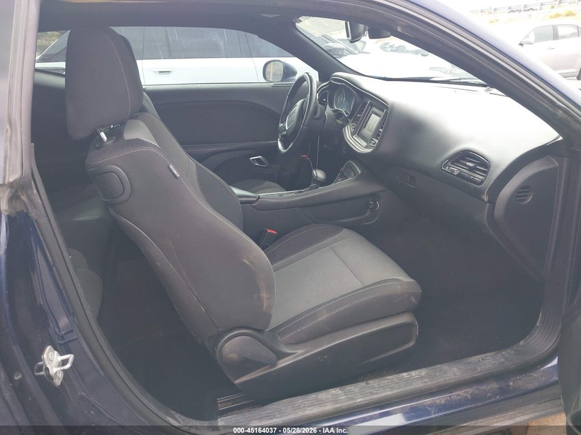 2015 DODGE CHALLENGER auction photo 5