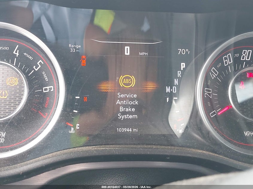 2015 DODGE CHALLENGER auction photo 7
