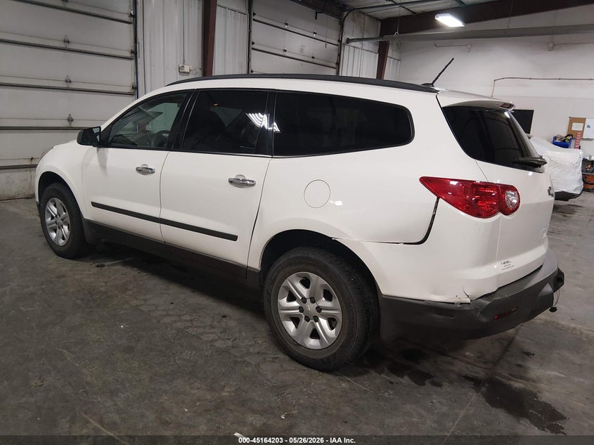 Vin: 1gnkrfedxcj318579, lot: 45661867, chevrolet traverse ls 20123