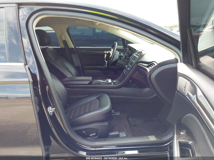 VIN 3FA6P0LU7JR286781 2018 FORD FUSION HYBRID SE