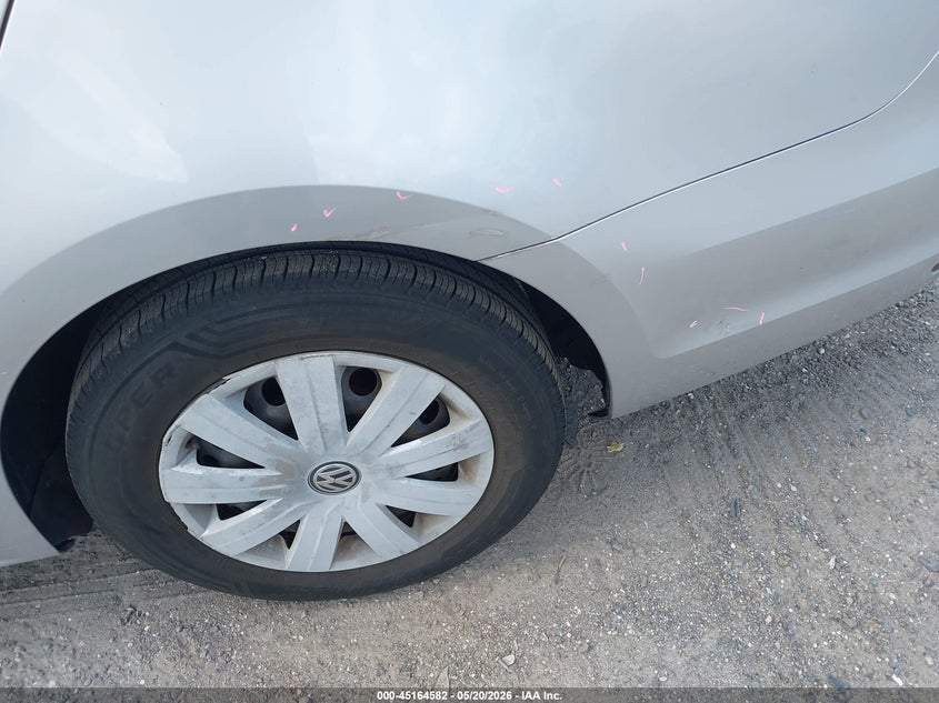 2015 VOLKSWAGEN JETTA auction photo 6