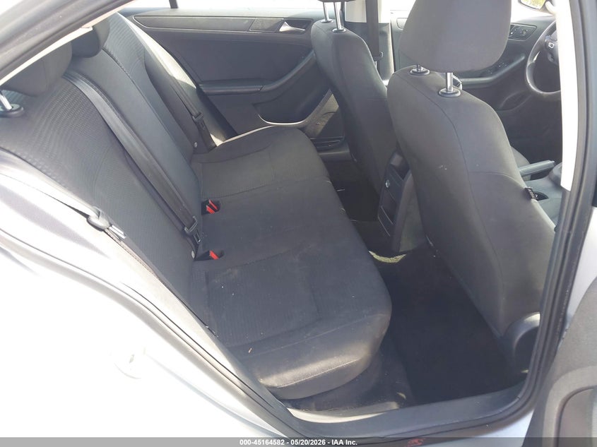 2015 VOLKSWAGEN JETTA auction photo 8