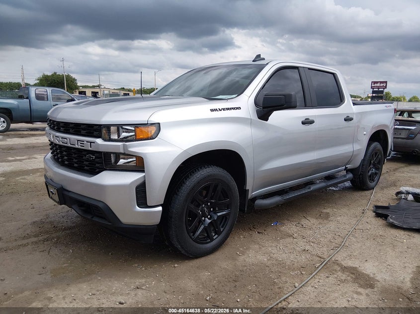 2021 Chevrolet Silverado 1500 4wd  Short Bed Custom 1GCPYBEK2MZ253190 photo 1