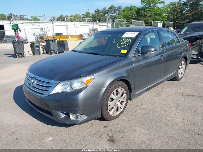 2011 TOYOTA AVALON auction photo 2