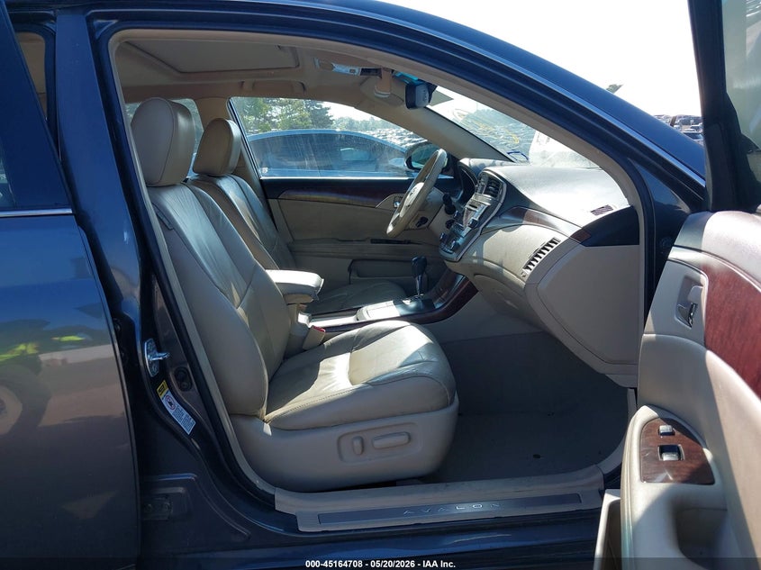 2011 TOYOTA AVALON auction photo 5