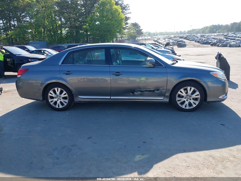 2011 TOYOTA AVALON auction photo 6