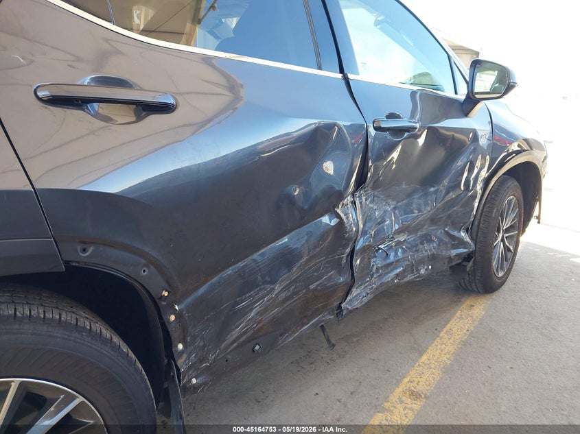 VIN: 2T2ADCAZ8SC021190 2025 LEXUS NX 250