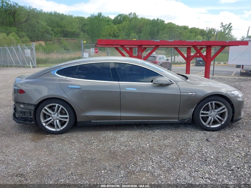 2015 Tesla Model S 70D/85D/P85D VIN: 5YJSA1S22FF098372 Lot: 45164795