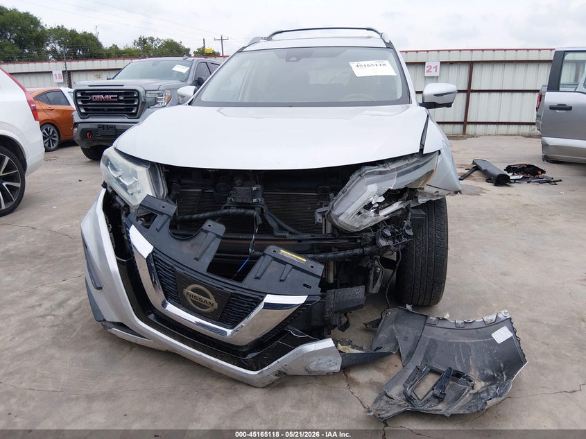 2017 NISSAN ROGUE auction photo 6