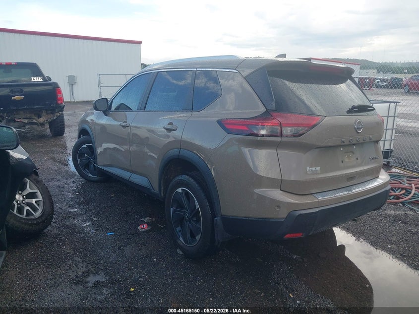 2024 NISSAN ROGUE auction photo 3