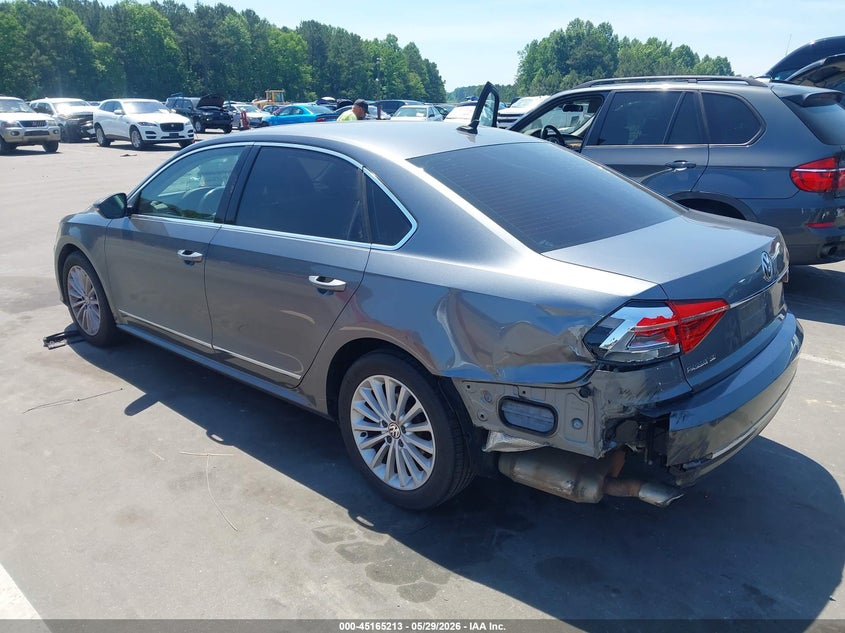 2016 VOLKSWAGEN PASSAT auction photo 3