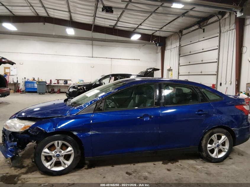 2012 FORD FOCUS auction photo 6