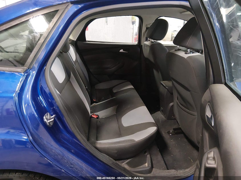 2012 FORD FOCUS auction photo 8