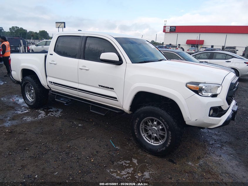 2022 TOYOTA TACOMA  (VIN: 3TMAZ5CN3NM168699)
