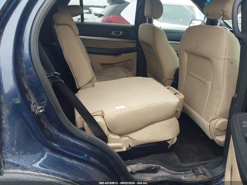 2017 FORD EXPLORER auction photo 8