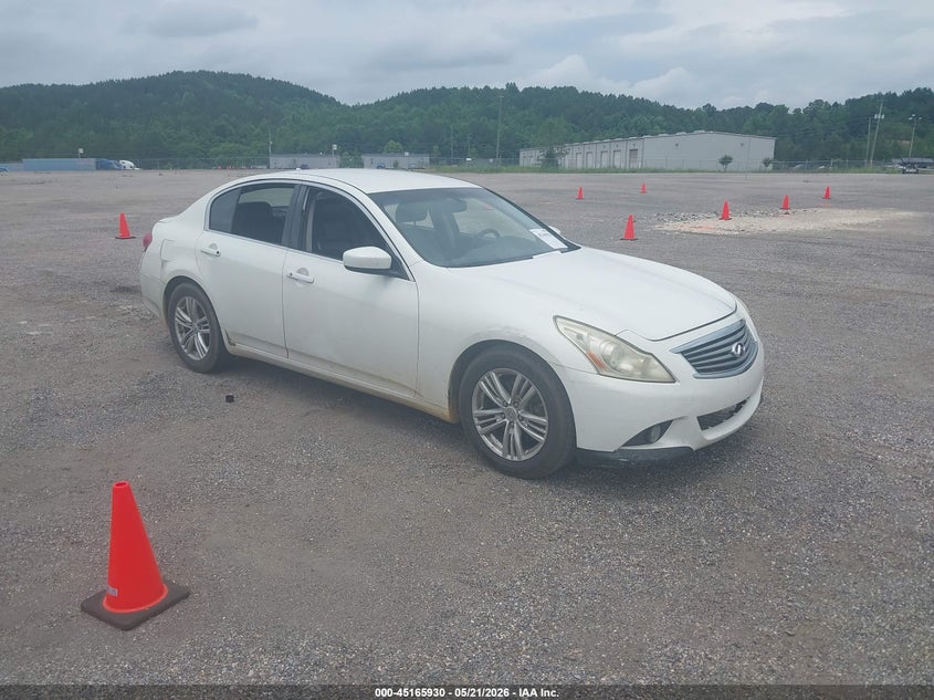 2011 INFINITI G37 JOURNEY