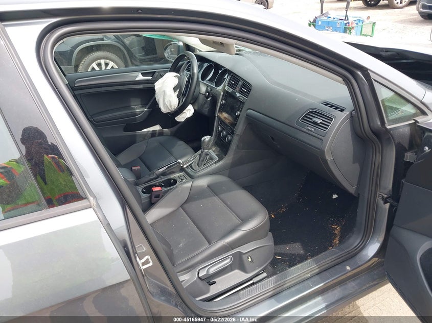 2018 VOLKSWAGEN GOLF auction photo 5
