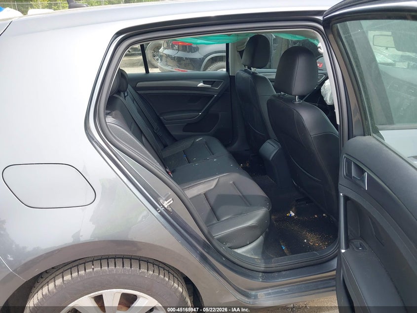 2018 VOLKSWAGEN GOLF auction photo 8