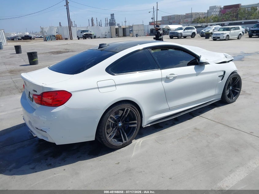 Vin: wbs3r9c57fk334403, lot: 45663722, bmw m4 20154