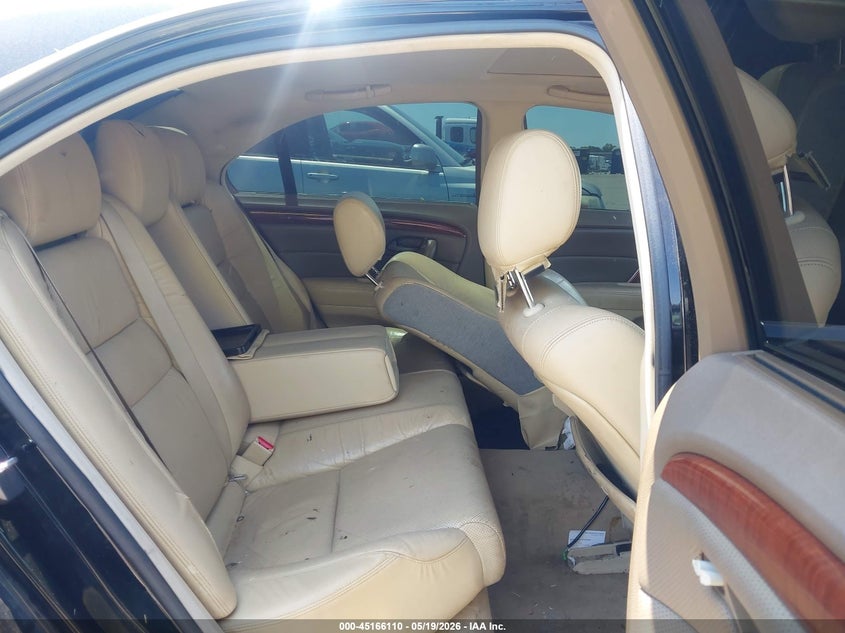 2010 Acura Rl 3.7 VIN: JH4KB2F60AC002162 Lot: 45166110