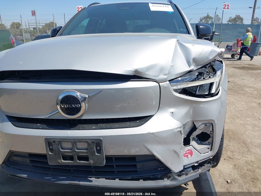 2023 Volvo Xc40 Recharge Pure Electric Twin Core VIN: YV4ED3UK7P2069884 Lot: 45166118